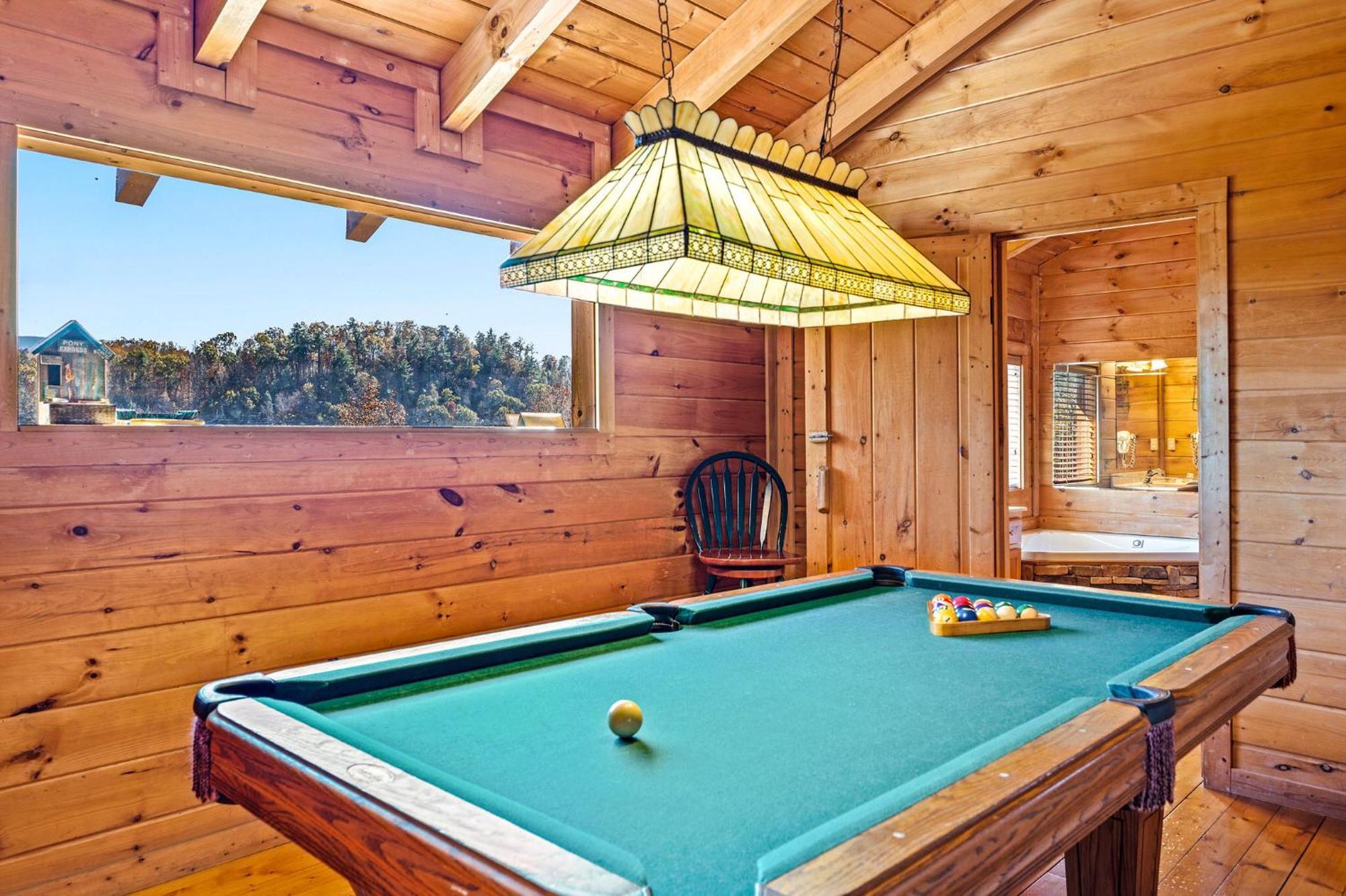 Bearfoot Pines - True Log Cabin - Wi-Fi, Hot Tub, Fishing, Deck With Views! - Mins To Pf Sevierville Exteriér fotografie